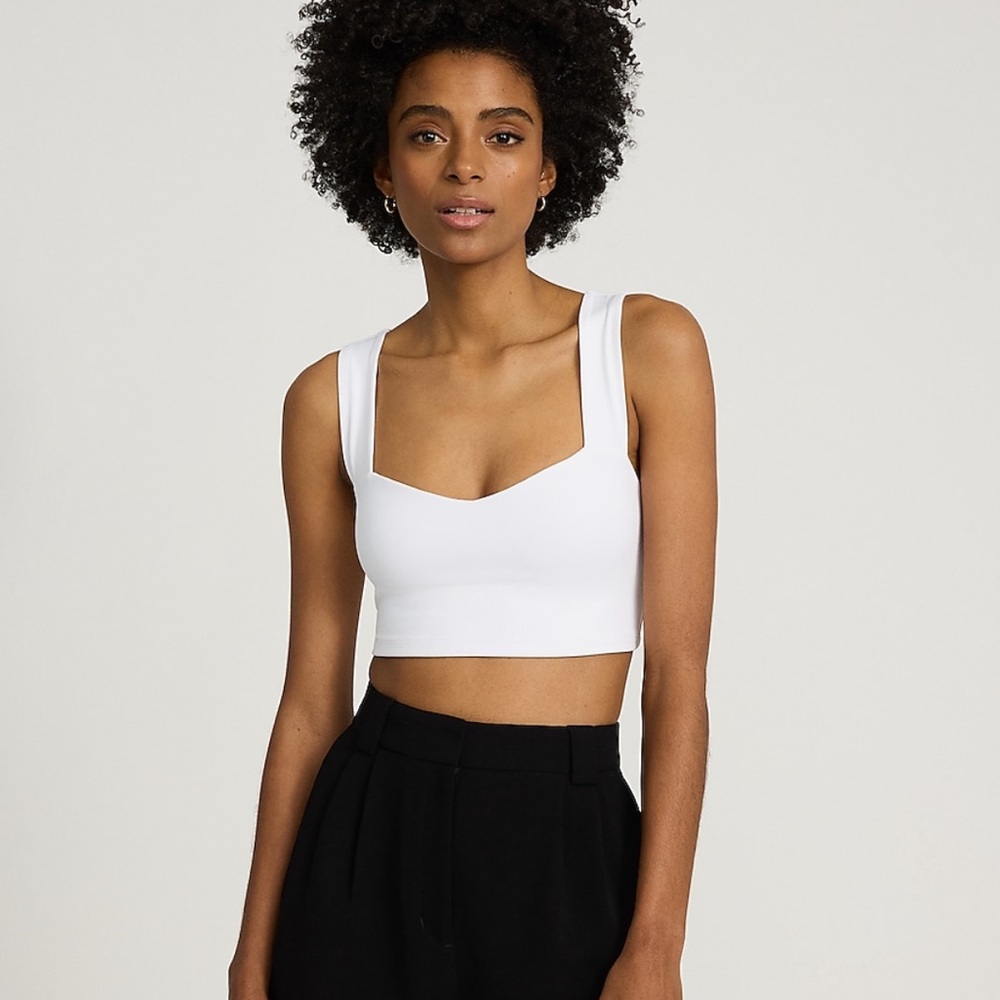 Express Body Contour High Compression Sweetheart Cropped Tank White Size Small - Picture 3 of 17